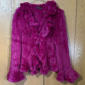 La Fiorentina Pink Rabbit Fur (Large) hook closure Belle sleeves ruffled trim